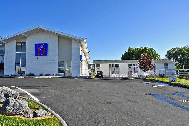 Econo Lodge Айдахо-Фолс Экстерьер фото
